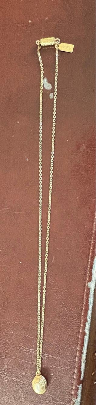 Vintage 1928 Jewelry Gold Tone Faux Pearl Locket Necklace 16”